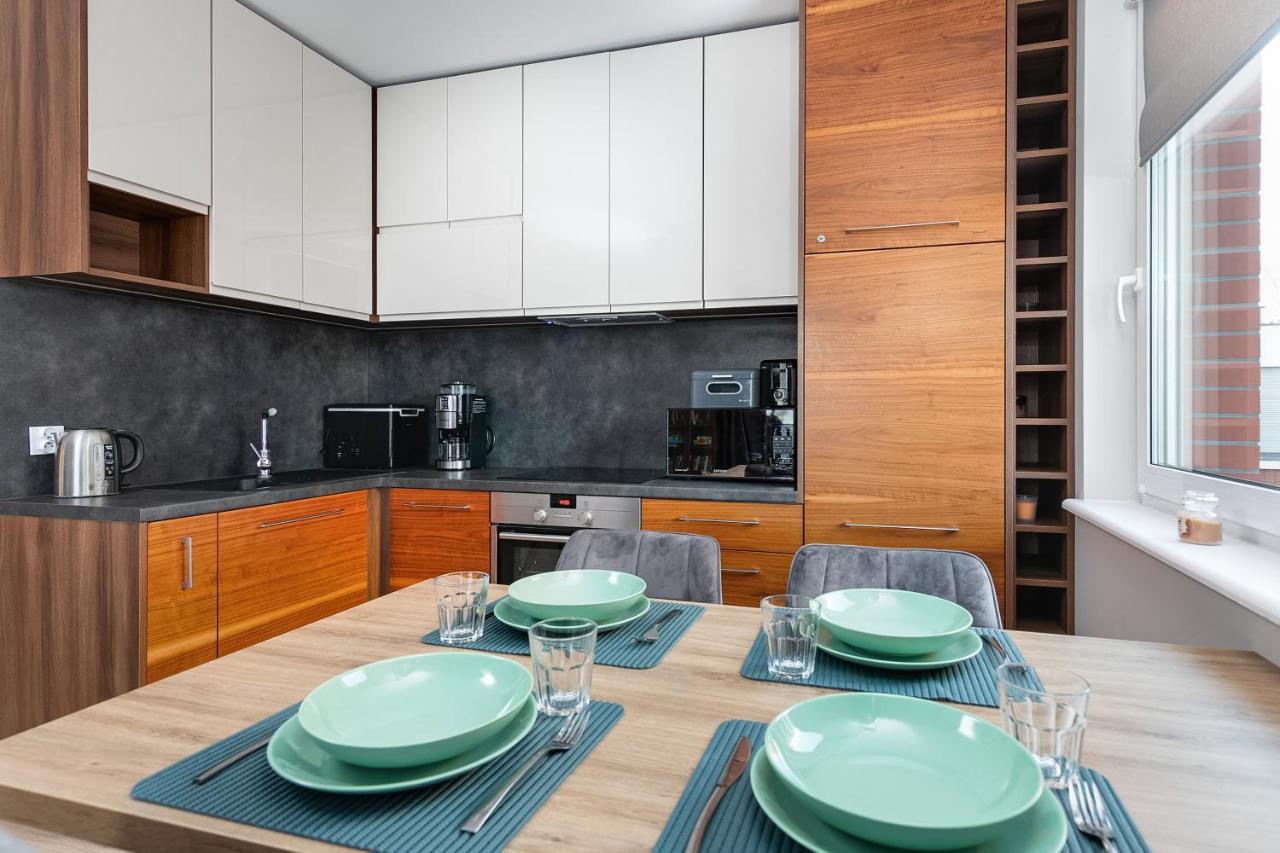 9 Apartment *