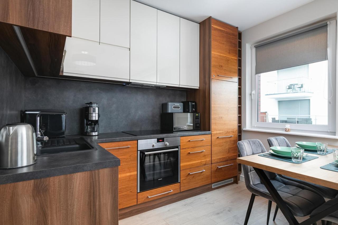 Apartment 9 Rewal